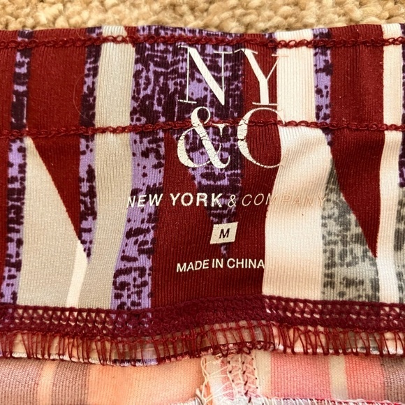 New York & Company Multicolor Athletic Pull On Leggings Size Medium - Picture 5 of 10